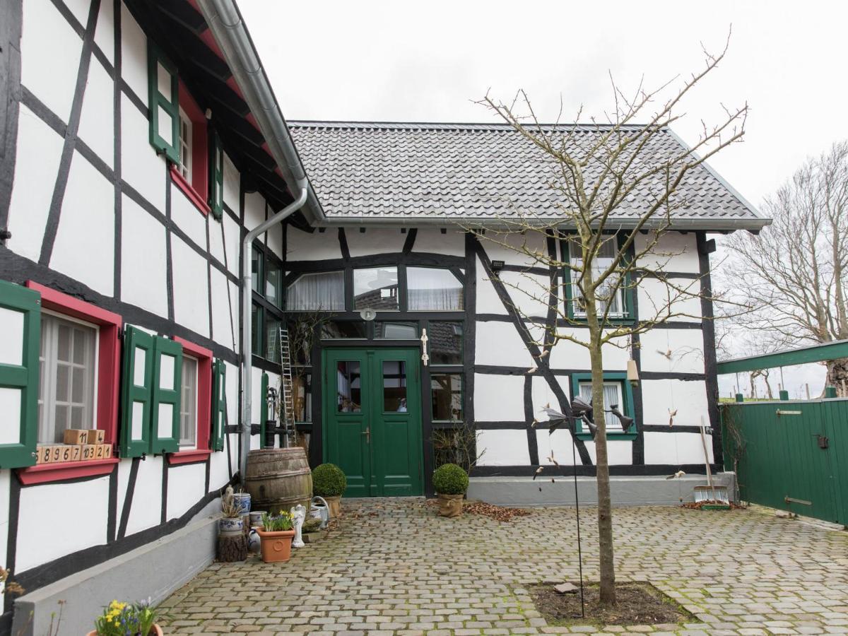 Apartment With Garden Near Monschau Шляйден Экстерьер фото